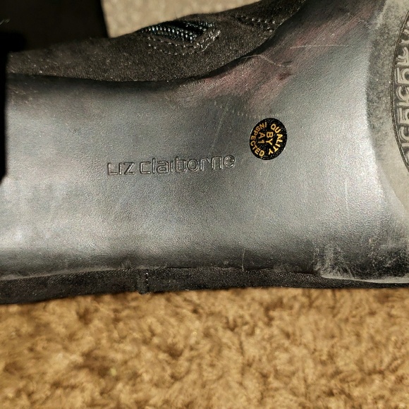 Boots - Picture 6 of 8